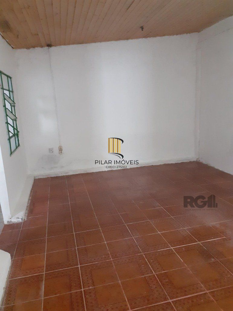 Casa 3 dormitórios no bairro Restinga