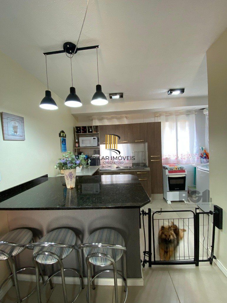 Apartamento 2 dormitórios no bairro Restinga