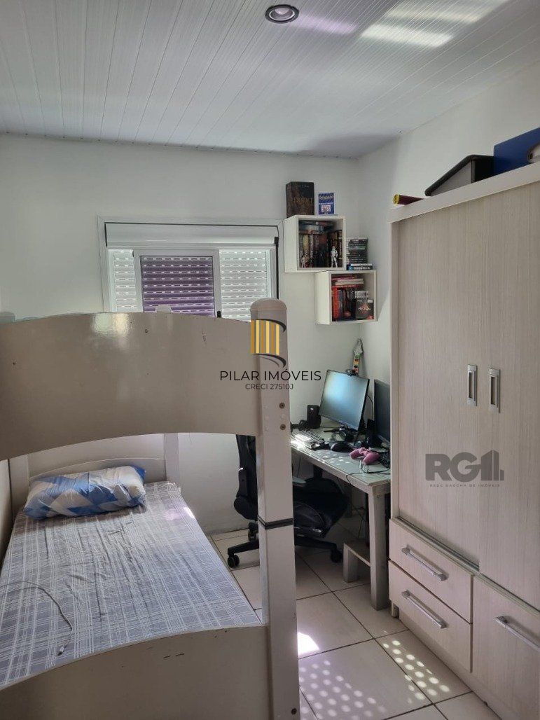 Casa Condominio 2 Dormitório(s) Bairro Hípica