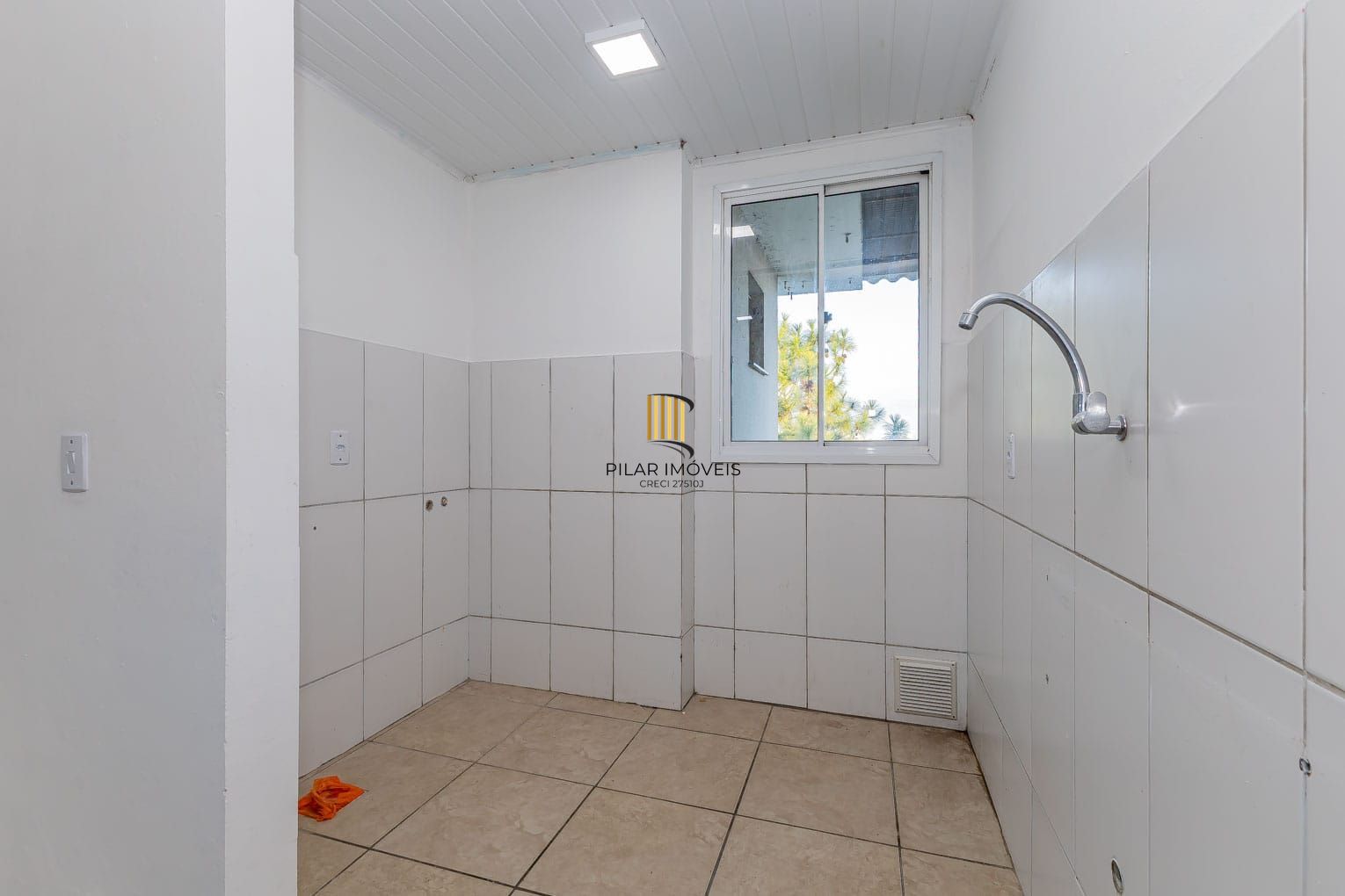 Apartamento 2 dormitórios no bairro Restinga