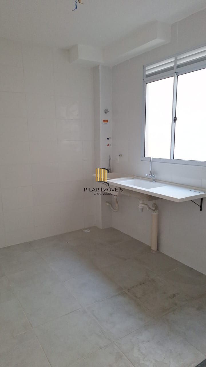 Apartamento 2 dormitórios no bairro Cavalhada
