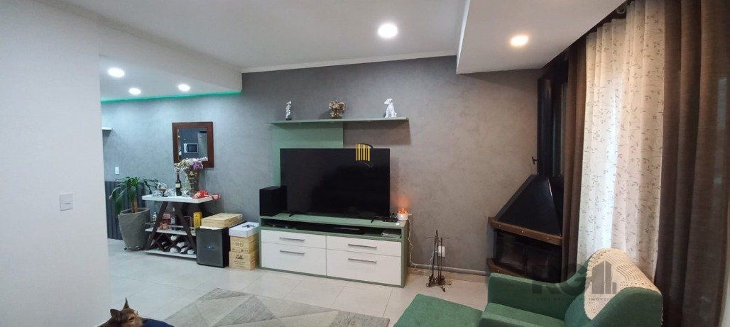 Casa 2 Dormitório(s) Bairro Guarujá