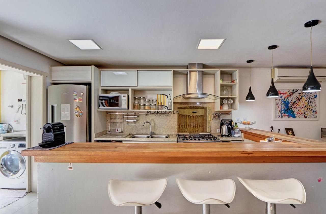 Casa de Condomínio 3 dormitórios no bairro Vila Nova