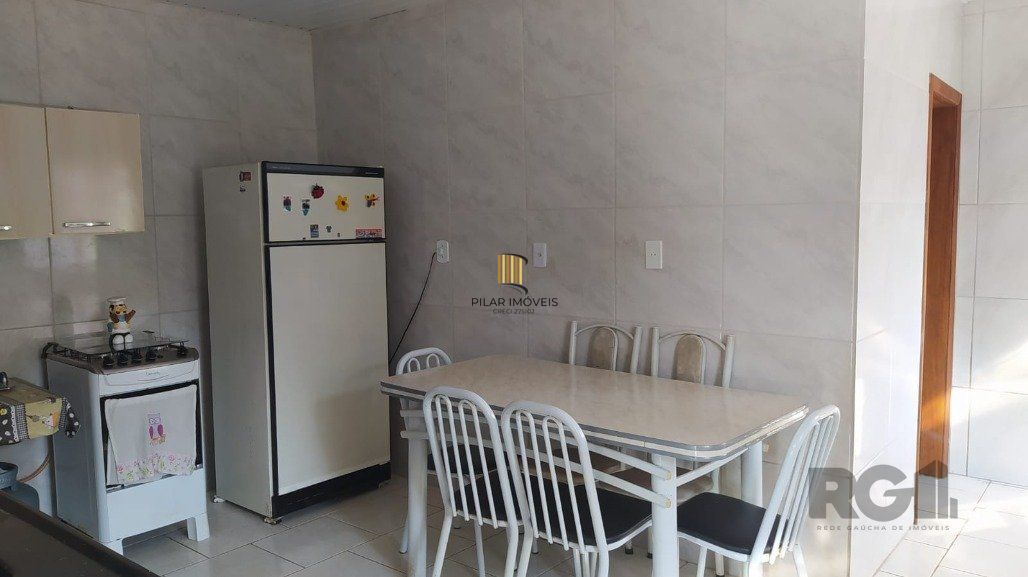 Casa 2 Dormitório(s) Bairro Vila Nova