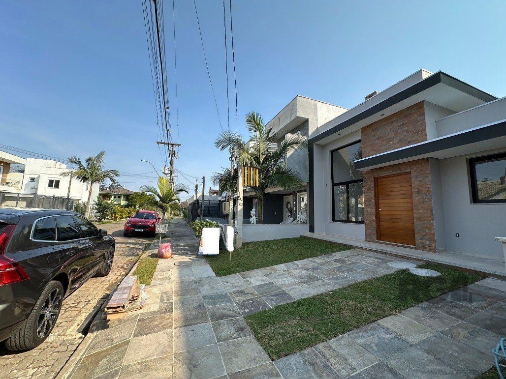 Casa 3 Dormitório(s) Bairro Hípica