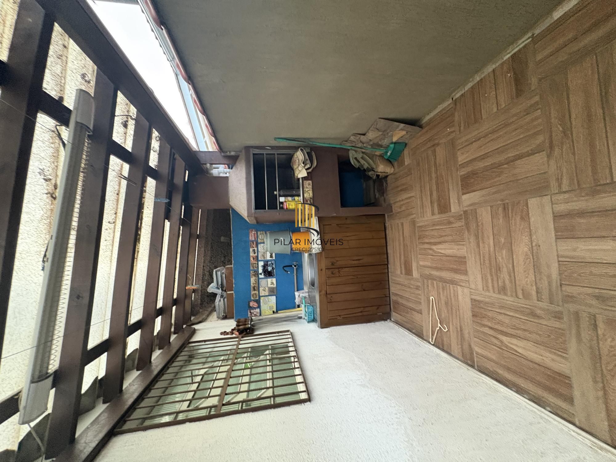 Sobrado 2 dormitórios no bairro Belém Novo