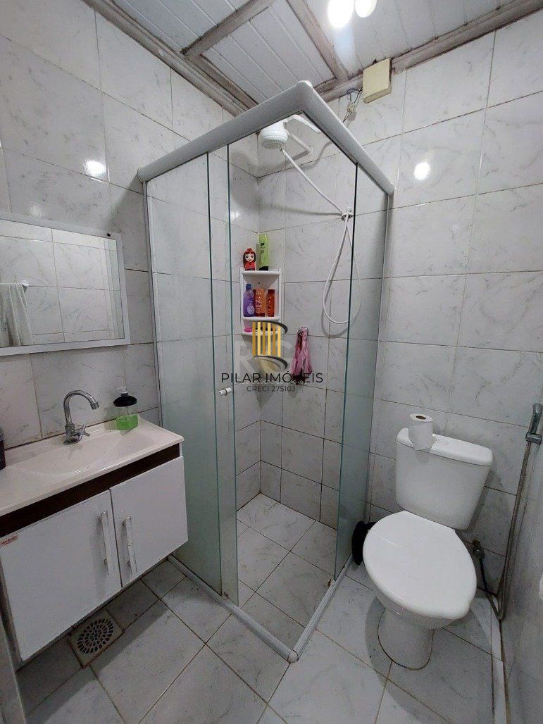 Casa para Venda - 130m², 4 dormitórios, 1 vaga - Restinga