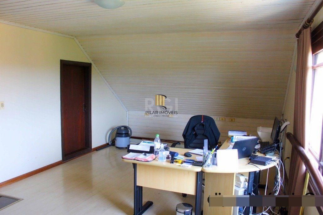 Sobrado para Venda - 266m², 3 dormitórios, sendo 1 suites, 2 vagas - Ipanema