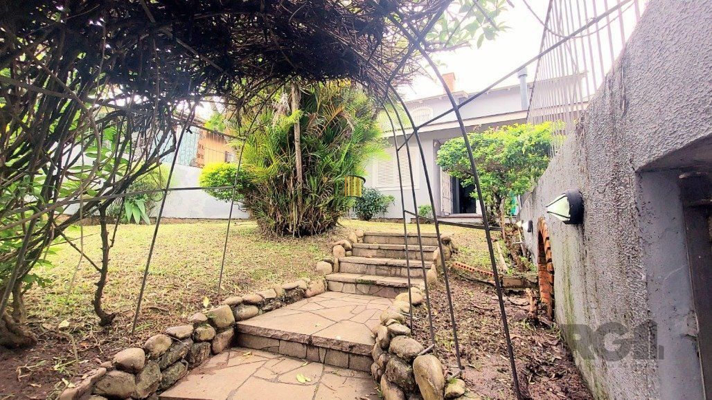 Sobrado 2 Dormitório(s) Bairro Jardim Leopoldina