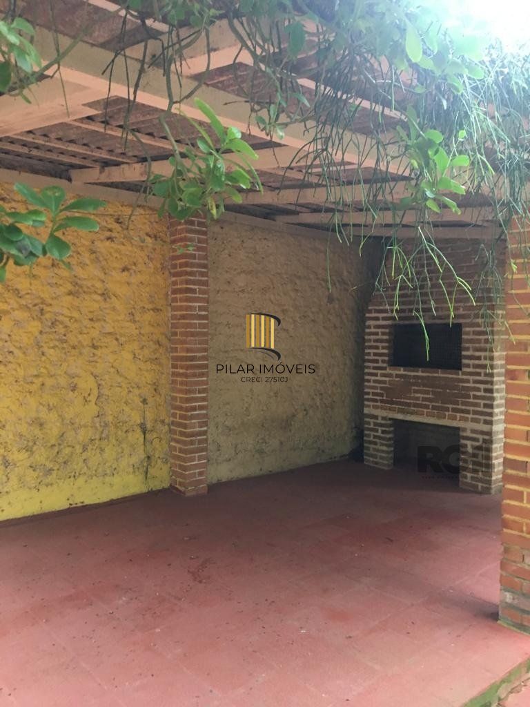 Casa 2 Dormitório(s) Bairro Lami