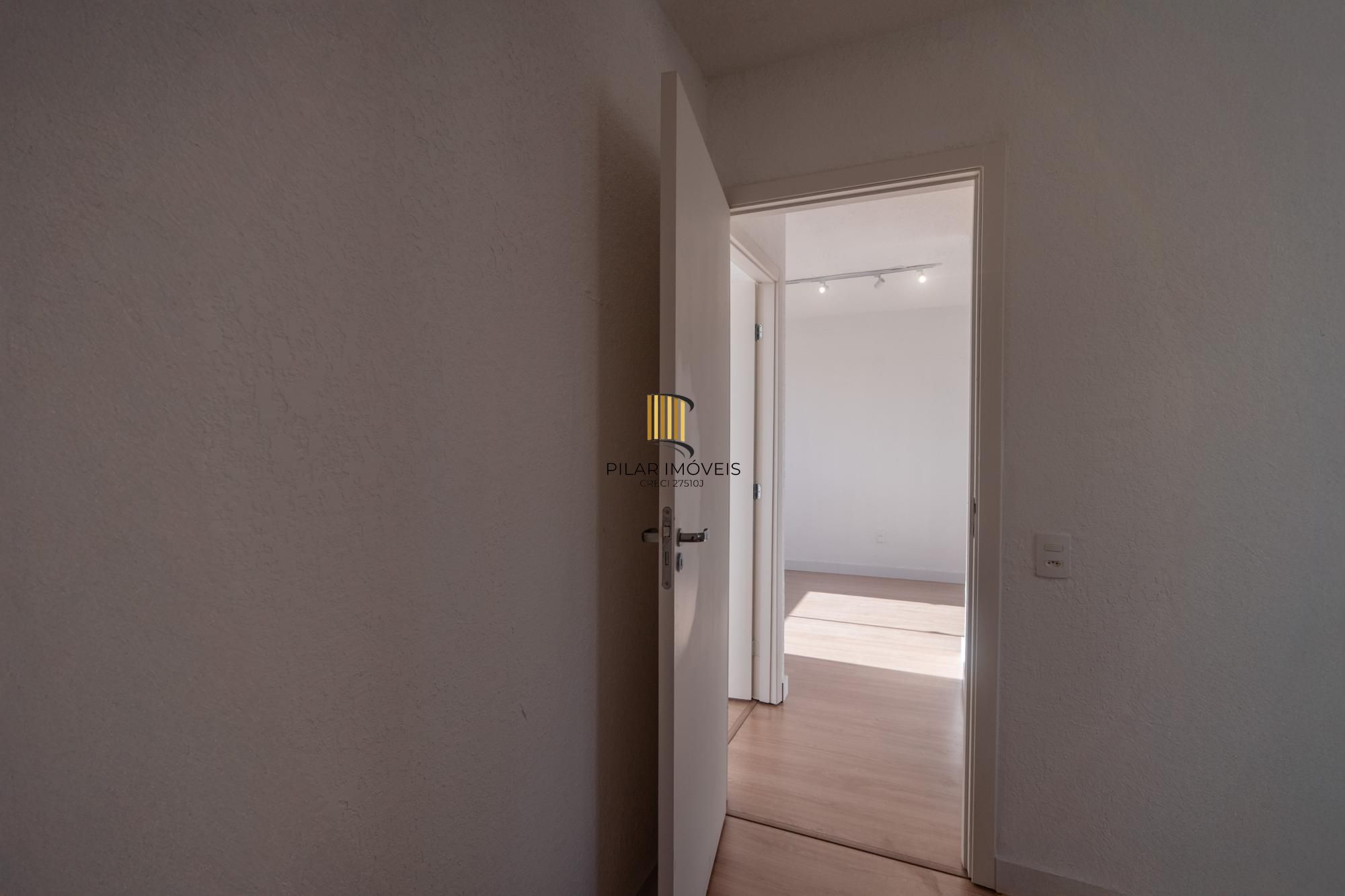 Apartamento 2 dormitórios no bairro Restinga