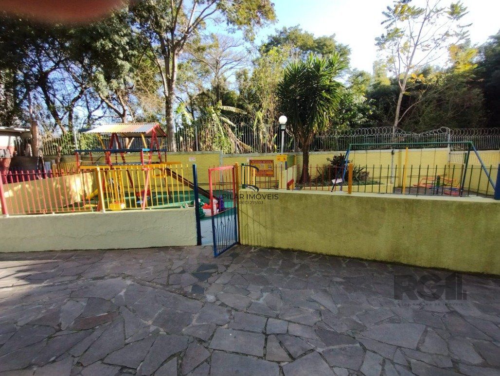 Apartamento 2 Dormitório(s) Bairro Cristal