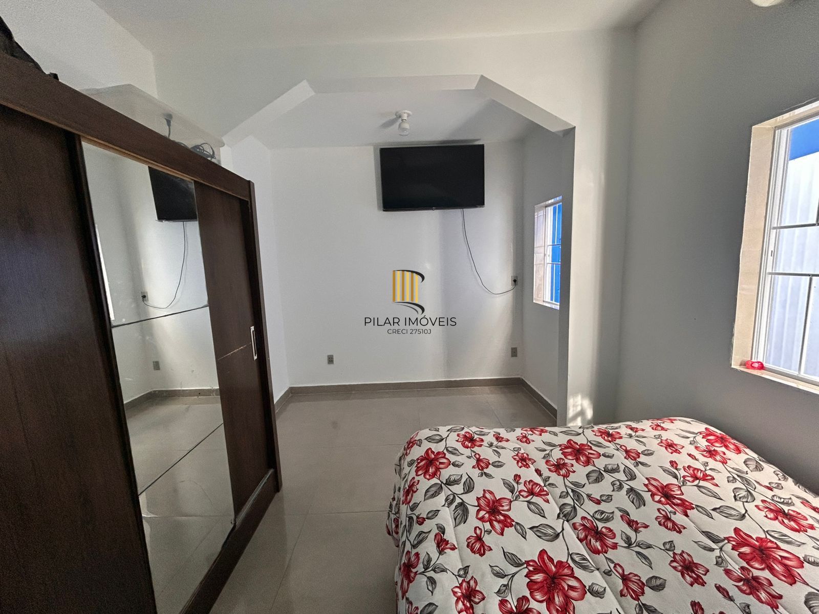 Casa 2 dormitórios no bairro Restinga