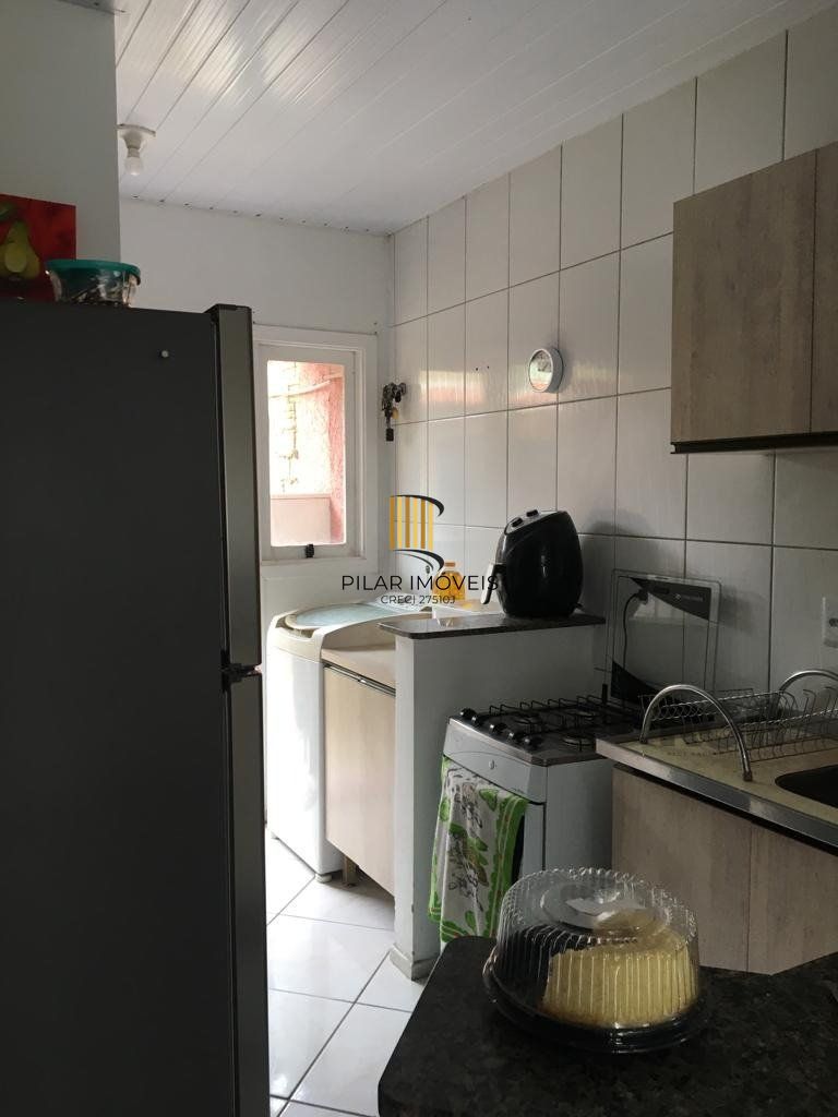 Casa 2 Dormitório(s) Bairro Hípica