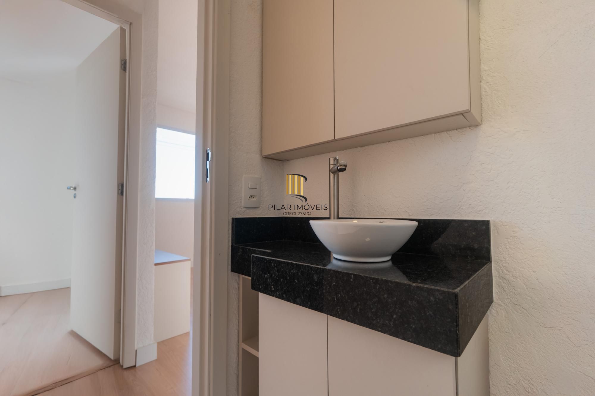Apartamento 2 dormitórios no bairro Restinga
