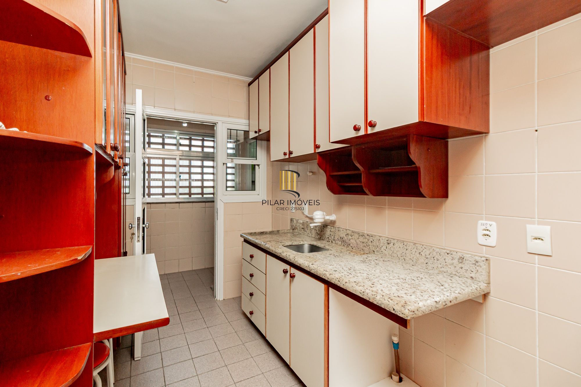 Apartamento 2 dormitórios no bairro Passo da Areia