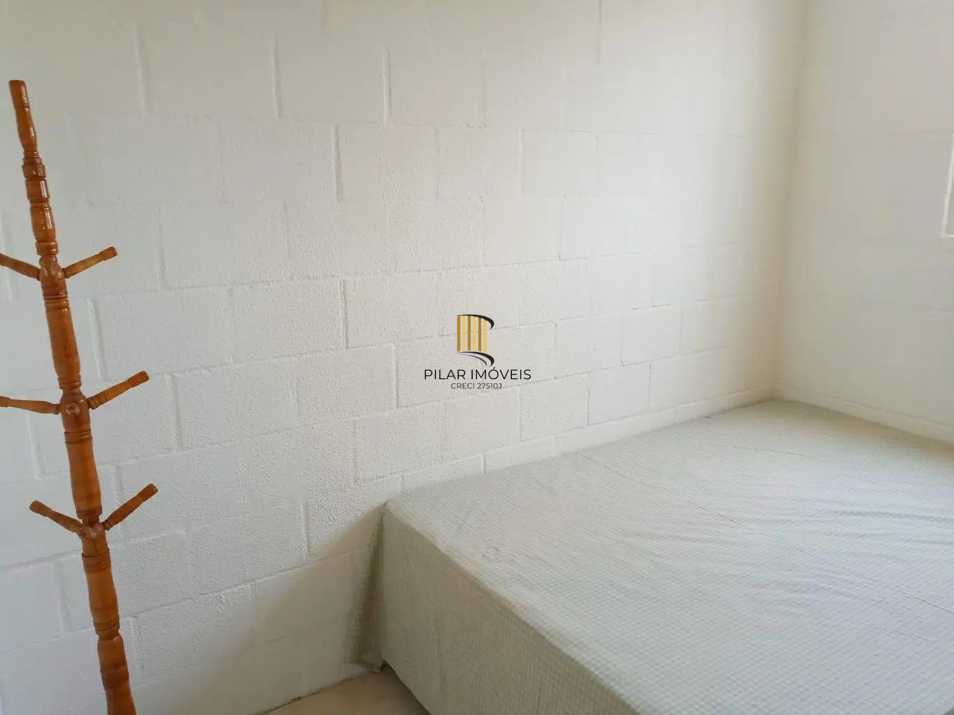 Apartamento 2 dormitórios no bairro Rubem Berta