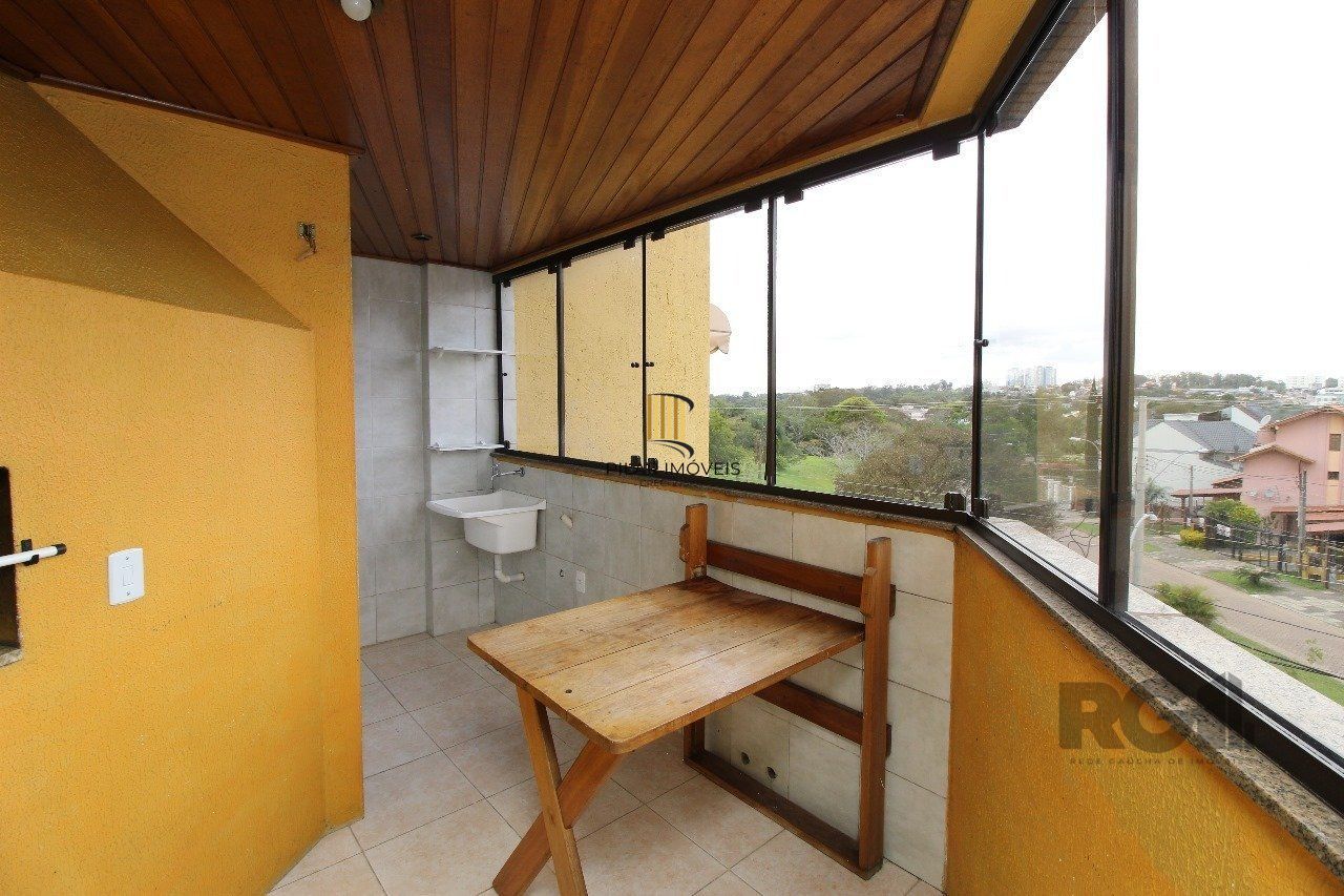 Apartamento 2 dormitórios no bairro Morro Santana