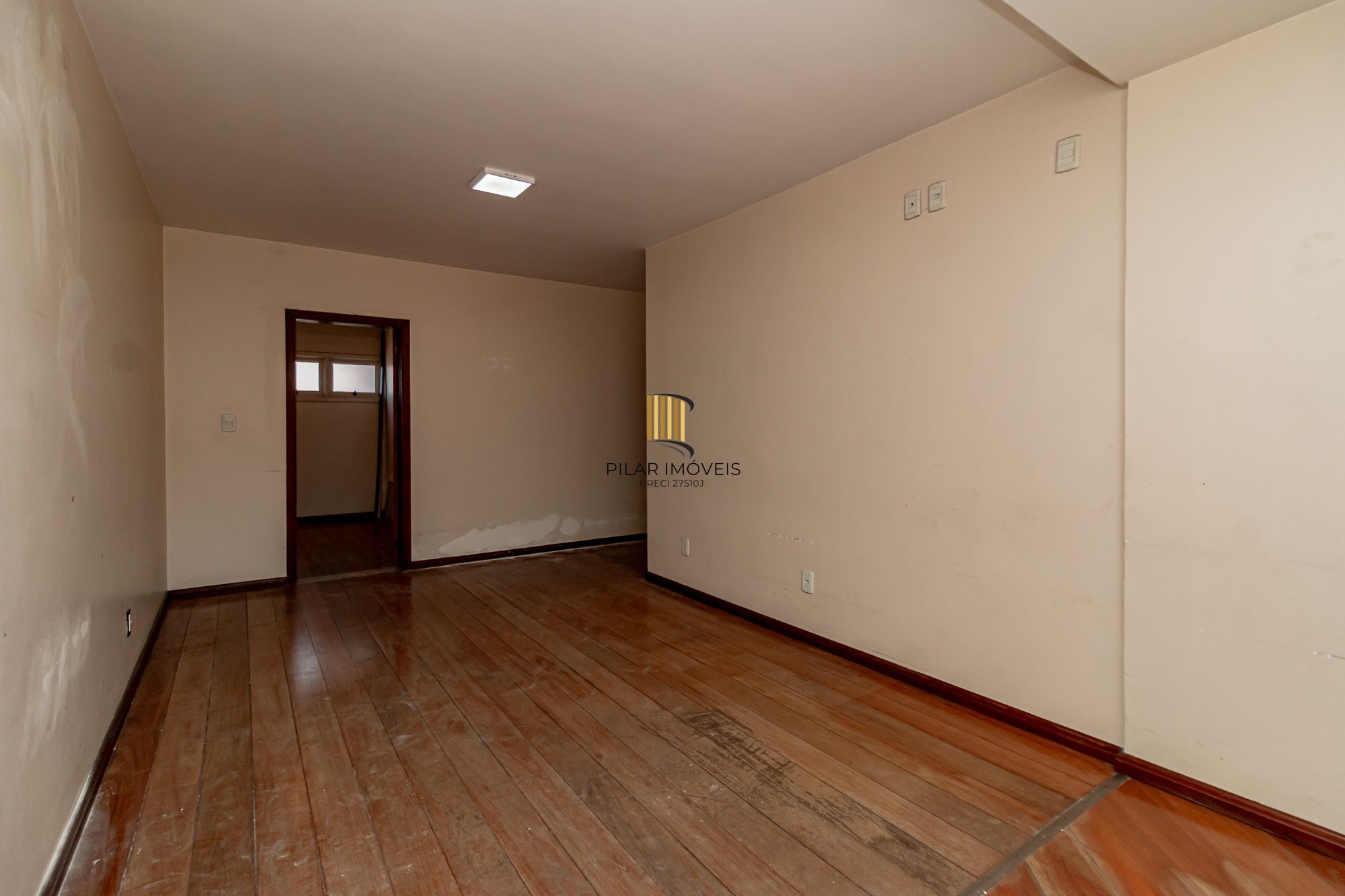 Casa 5 dormitórios no bairro Marechal Rondon