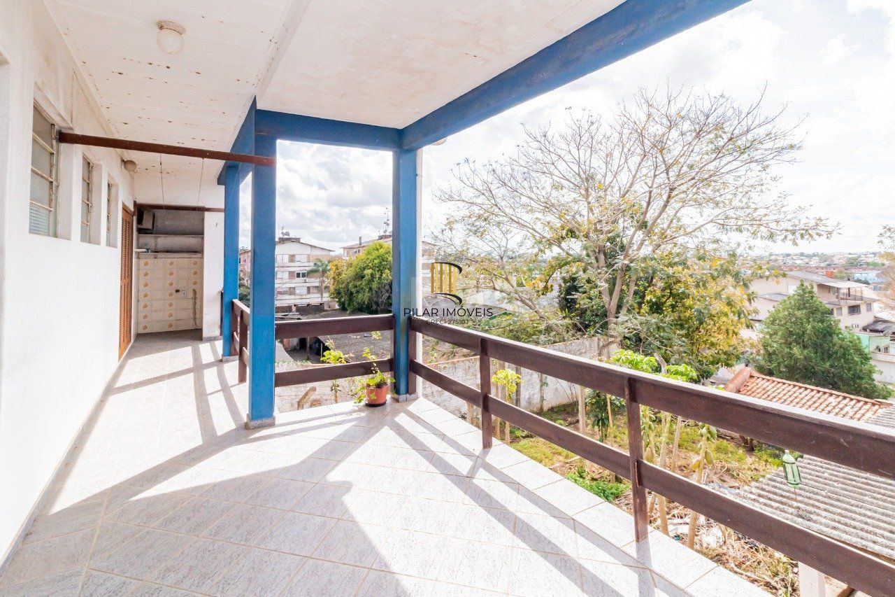Casa para Venda - 296m², 3 dormitórios, sendo 1 suites, 3 vagas - Rubem Berta