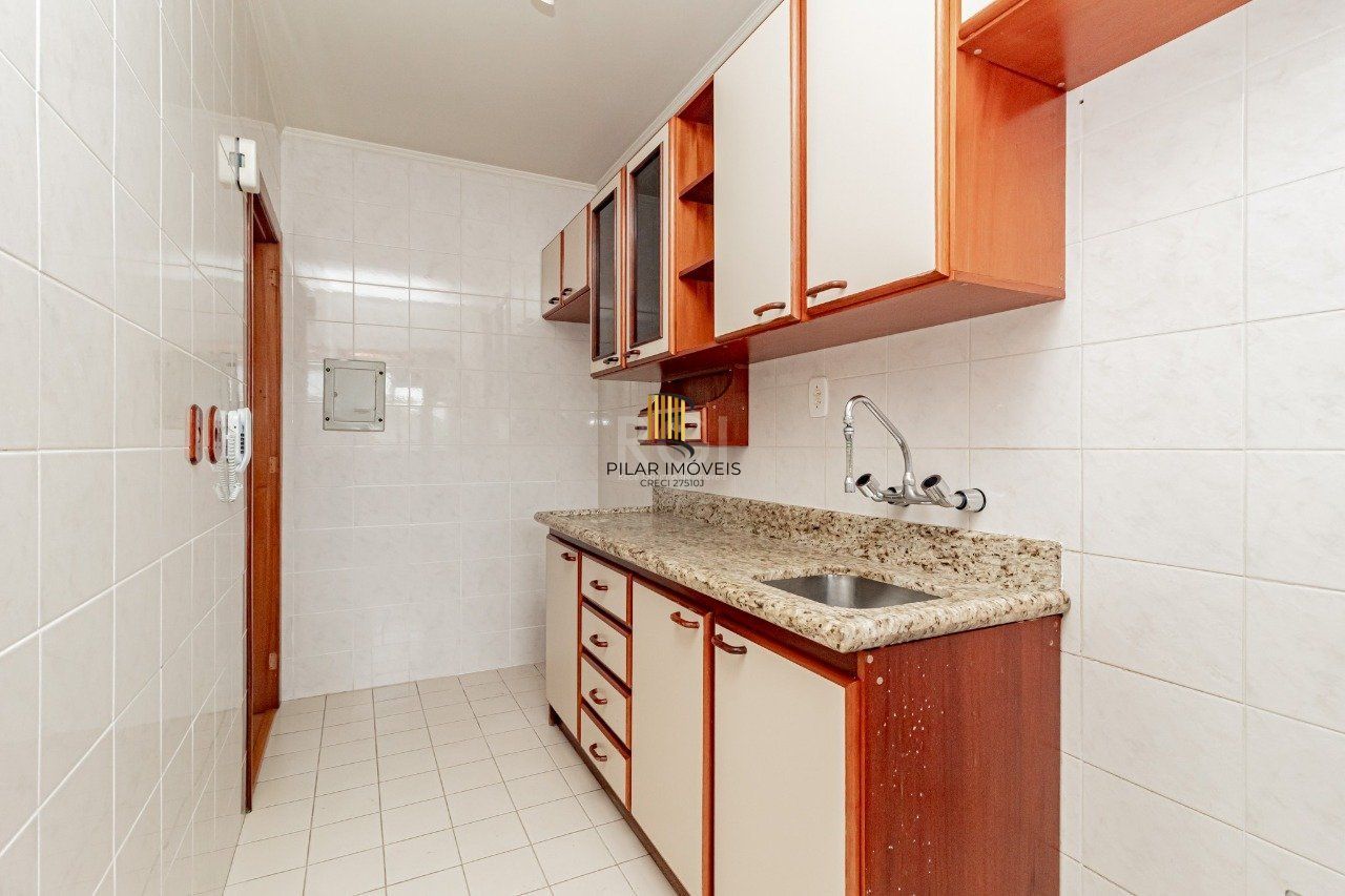 Apartamento 2 dormitórios no bairro Vila Ipiranga