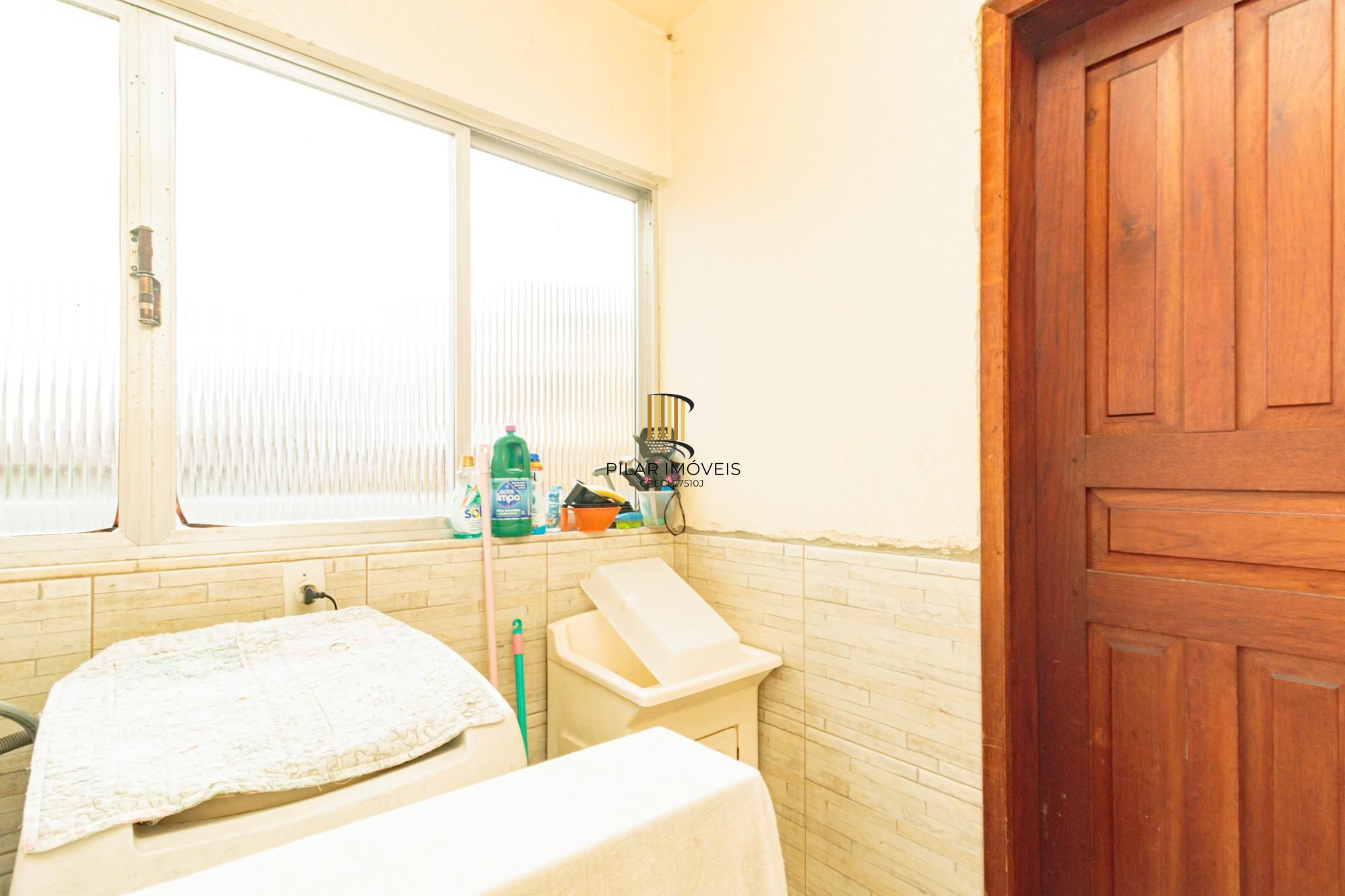Casa 3 dormitórios no bairro Jardim Itu