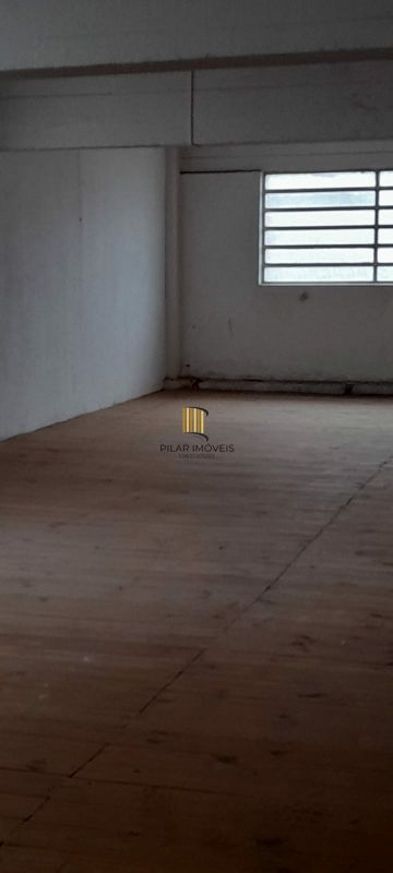 Loja 3 dormitórios no bairro Três Figueiras