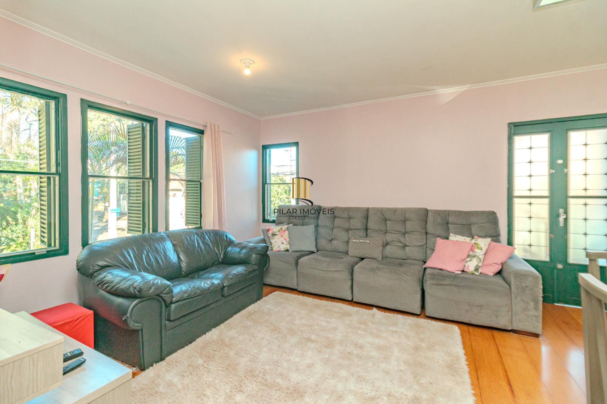 Apartamento 2 dormitórios no bairro Vila Ipiranga