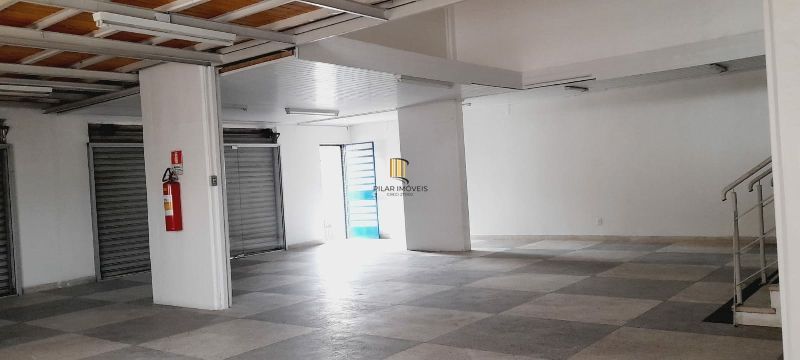 Loja 3 dormitórios no bairro Três Figueiras