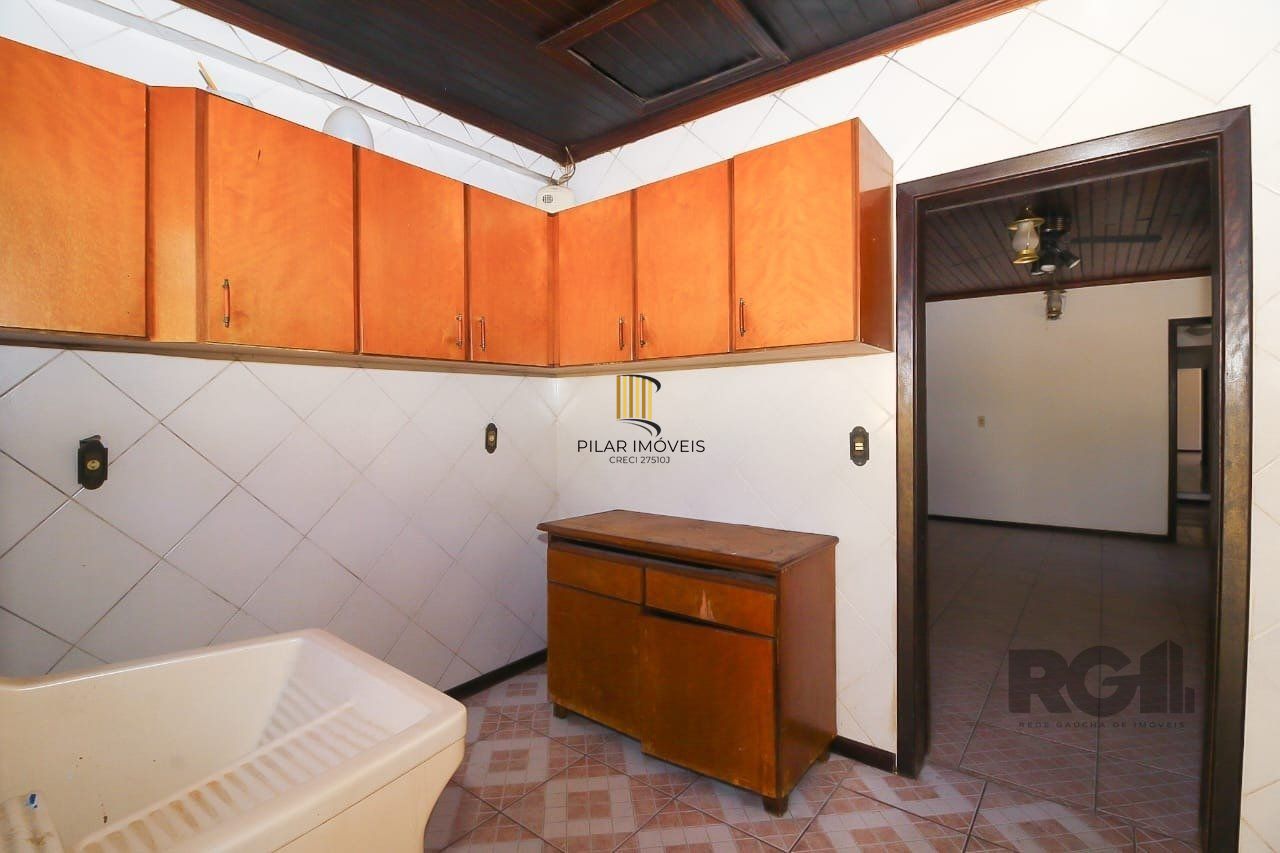 Casa 4 dormitórios no bairro Marechal Rondon