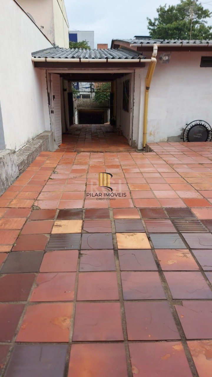 Casa 2 dormitórios no bairro Vila Ipiranga