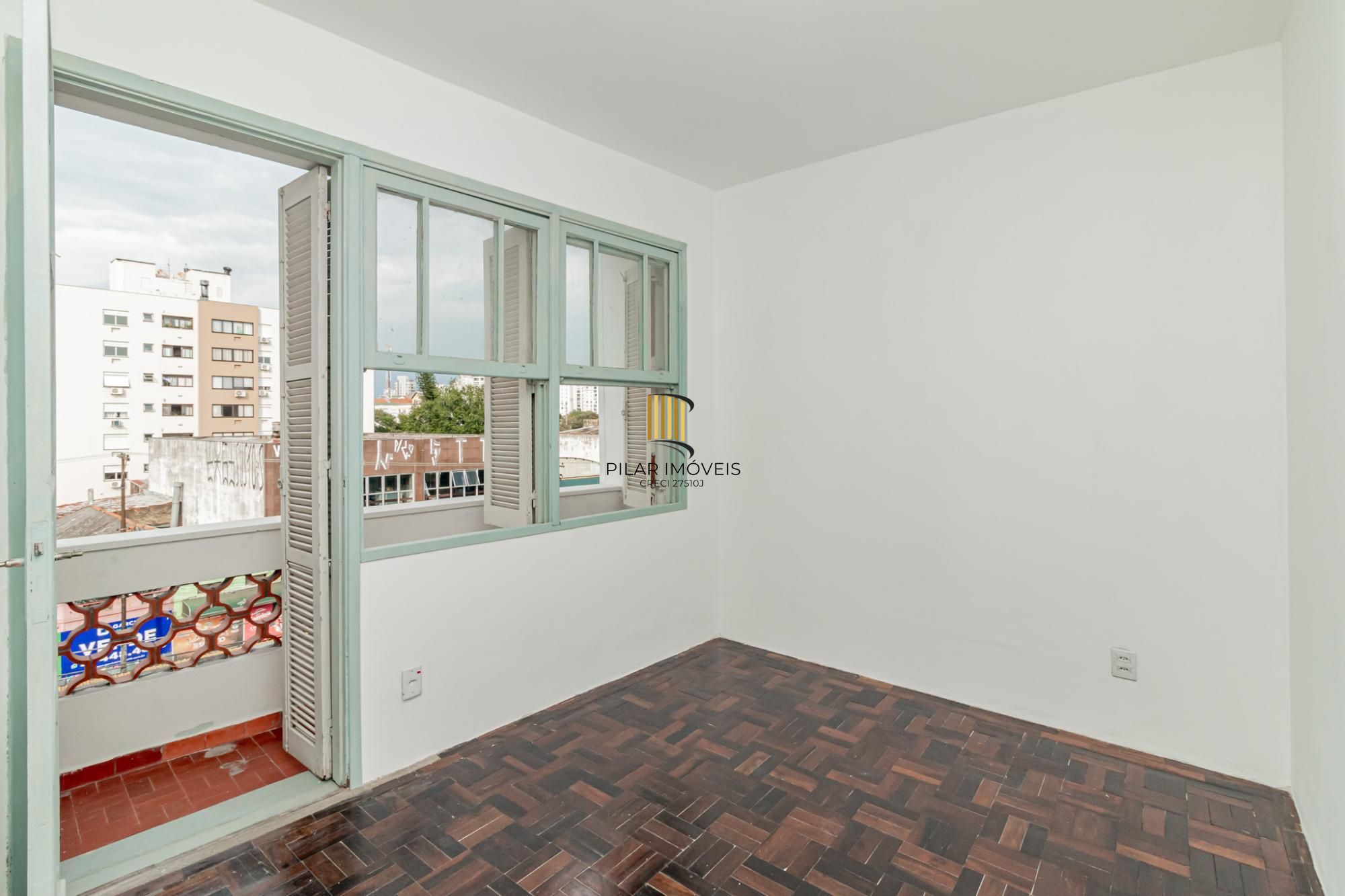 Apartamento 2 dormitórios no bairro Sarandi