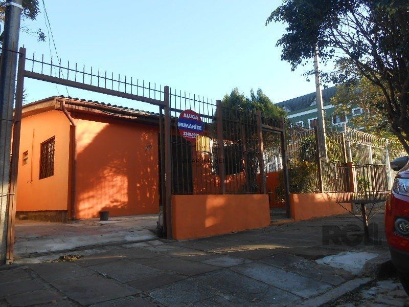 Casa 3 dormitórios no bairro Jardim Sabará - Pilar Imóveis