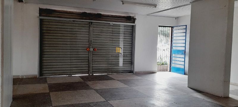 Loja 3 dormitórios no bairro Três Figueiras