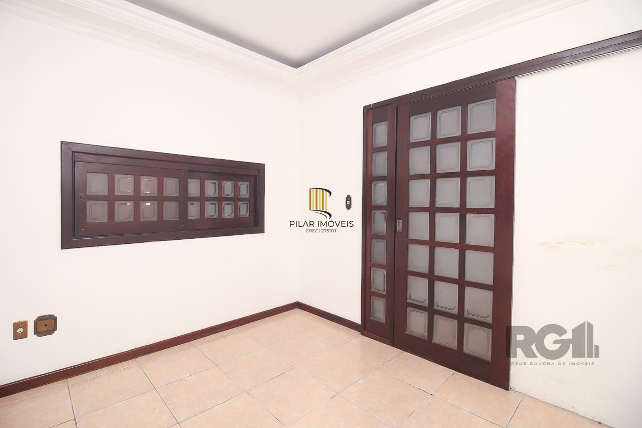 Casa 4 dormitórios no bairro Marechal Rondon