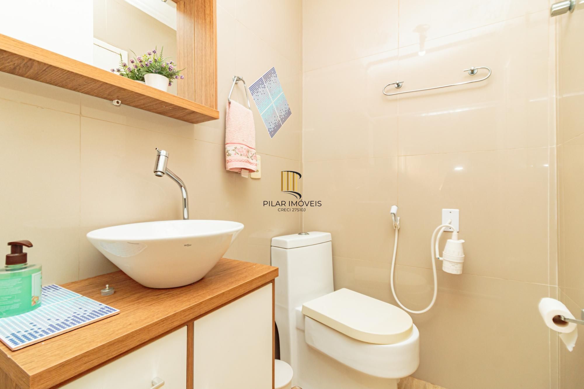 Apartamento 2 dormitórios no bairro Vila Ipiranga