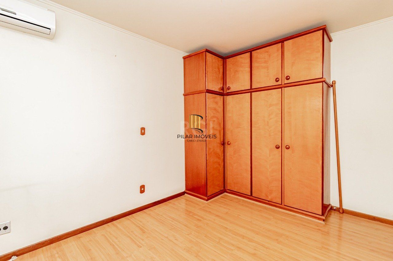 Apartamento 2 dormitórios no bairro Vila Ipiranga