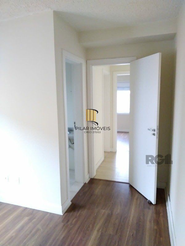 Duplex 2 dormitórios no bairro Jardim Sabará