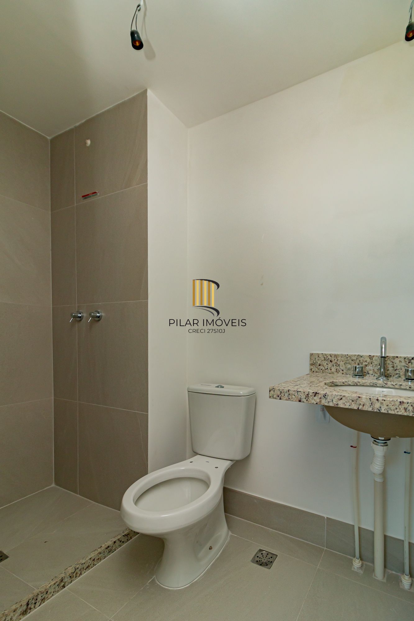 Apartamento 3 dormitórios no bairro Passo da Areia