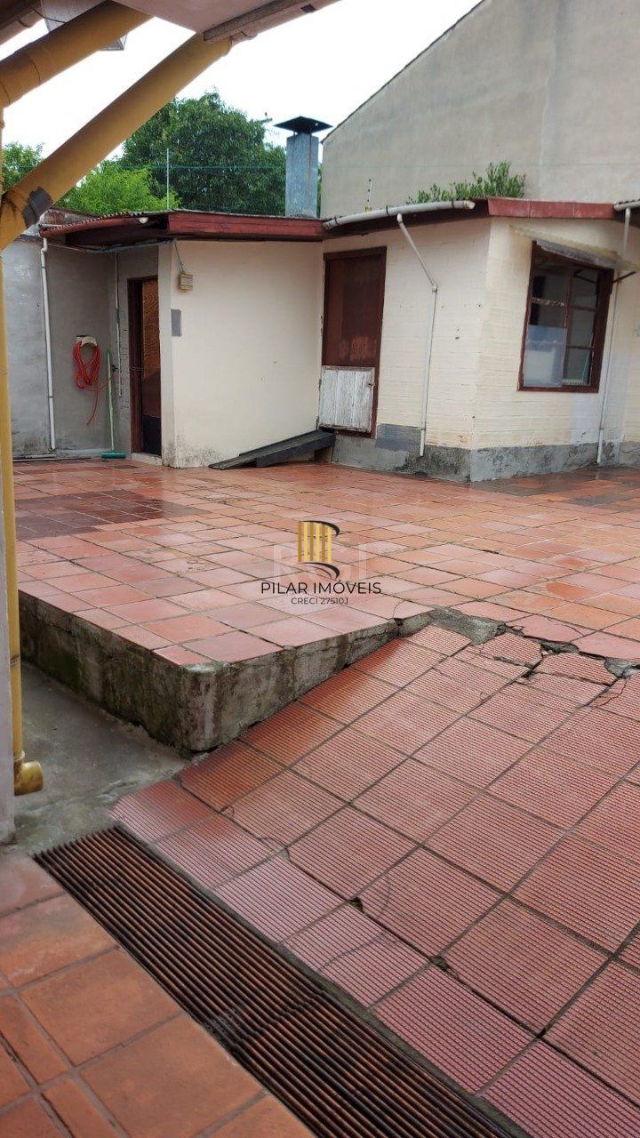 Casa 2 dormitórios no bairro Vila Ipiranga