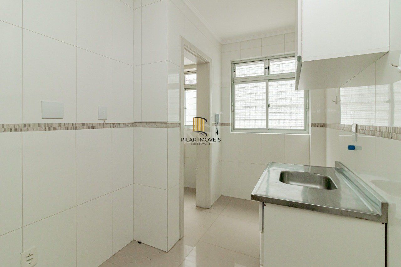 Apartamento 2 dormitórios no bairro Vila Ipiranga