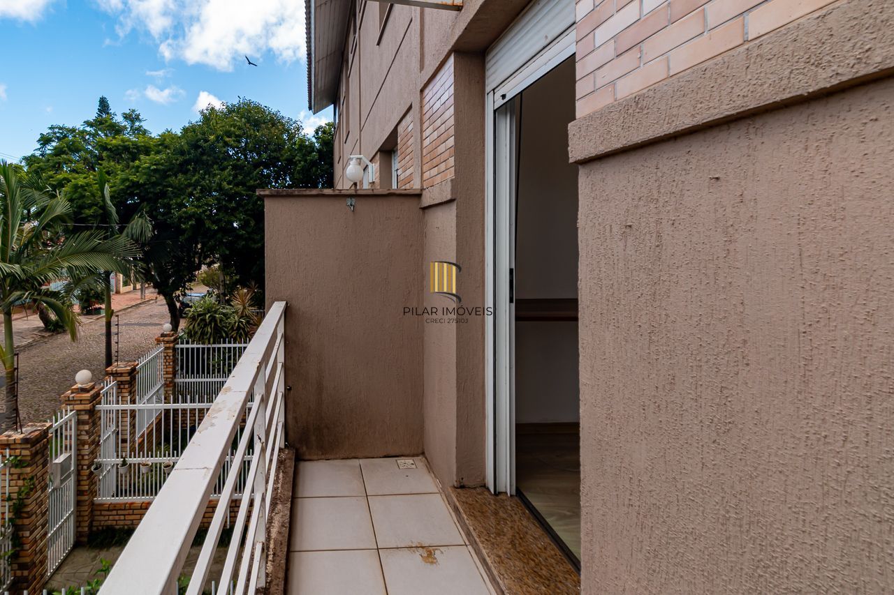 Casa de Condomínio 3 dormitórios no bairro Cavalhada