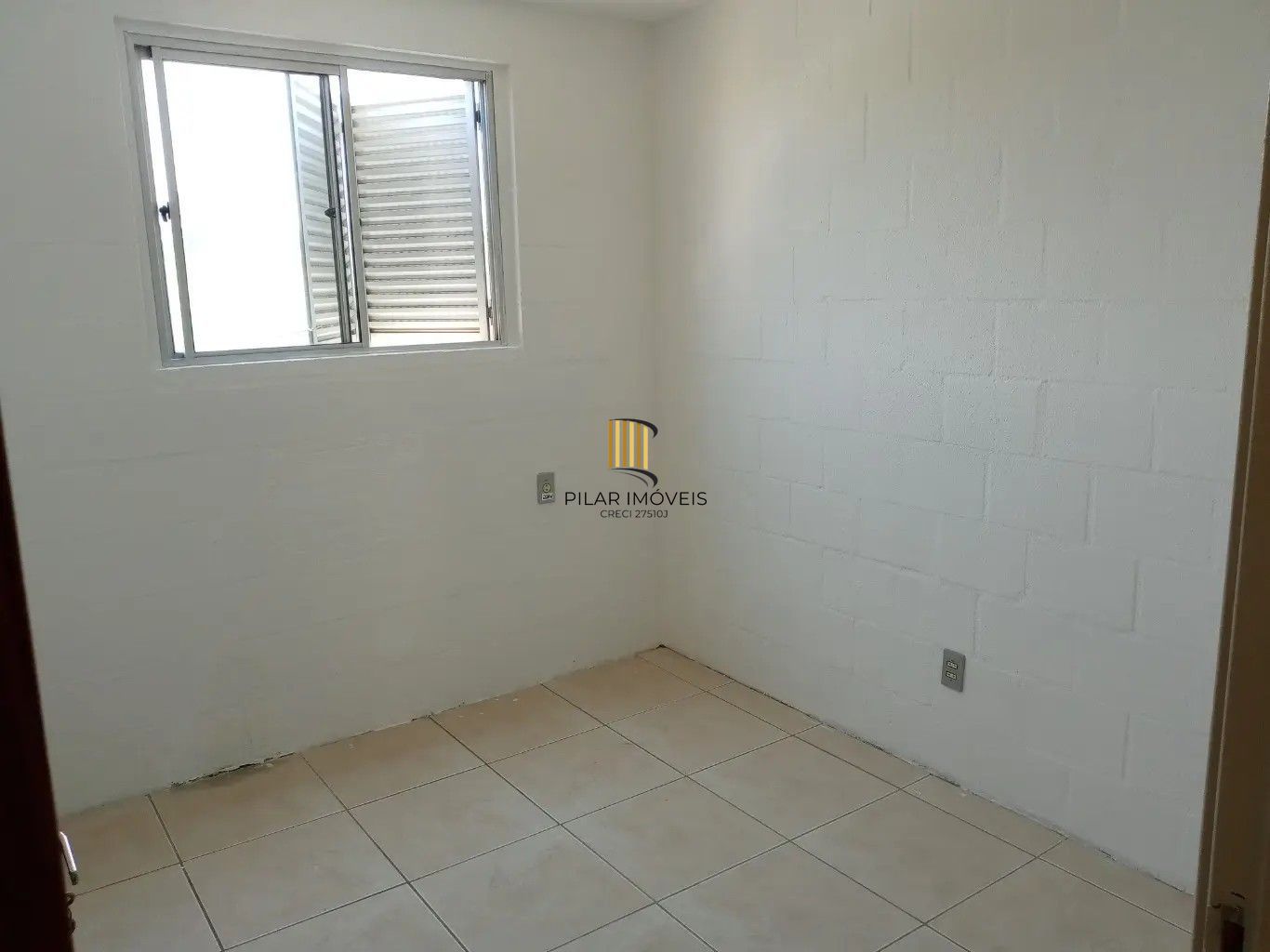 Apartamento 2 dormitórios no bairro Rubem Berta