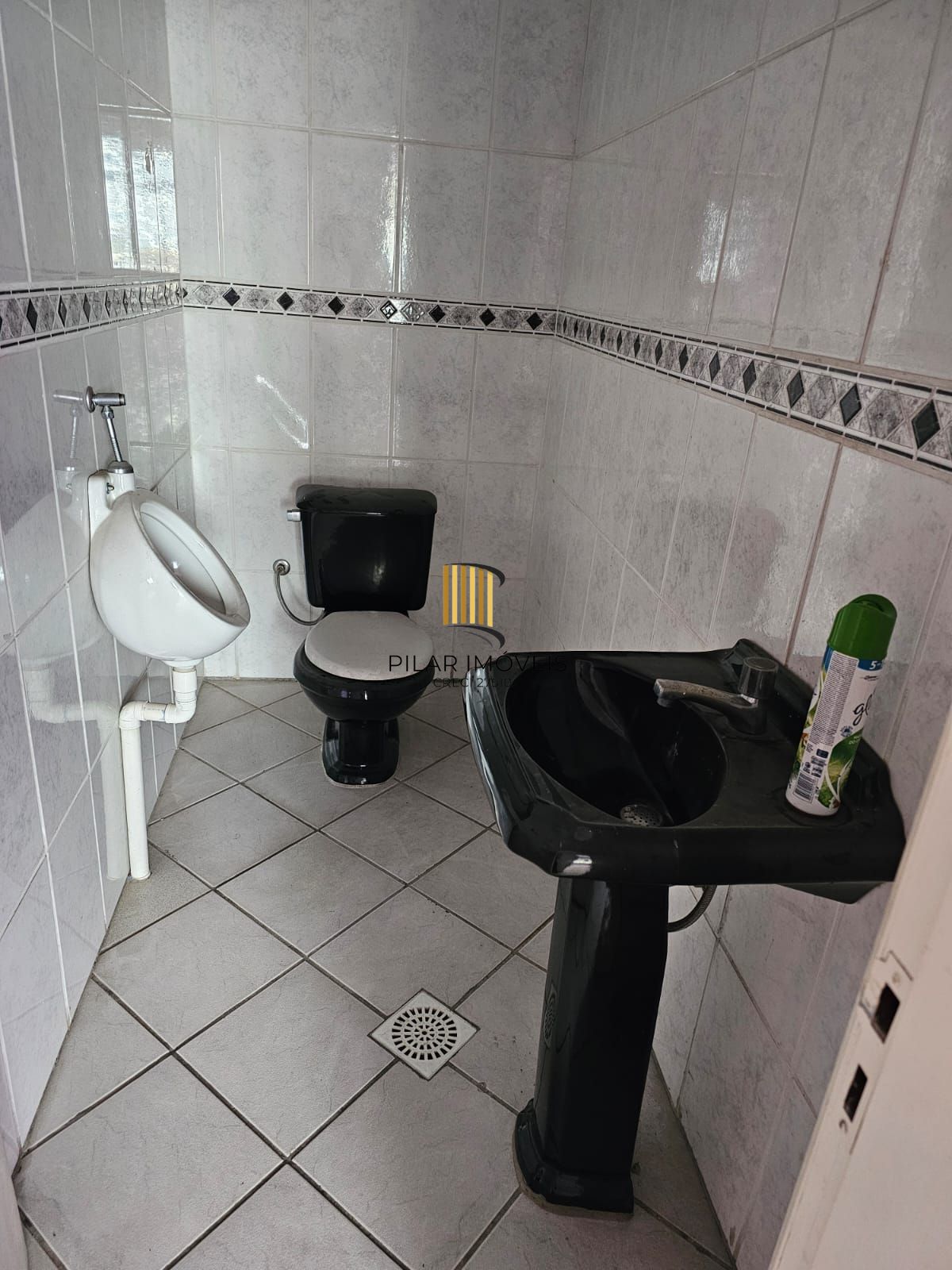 Pavilhão 3 dormitórios no bairro Morro Santana