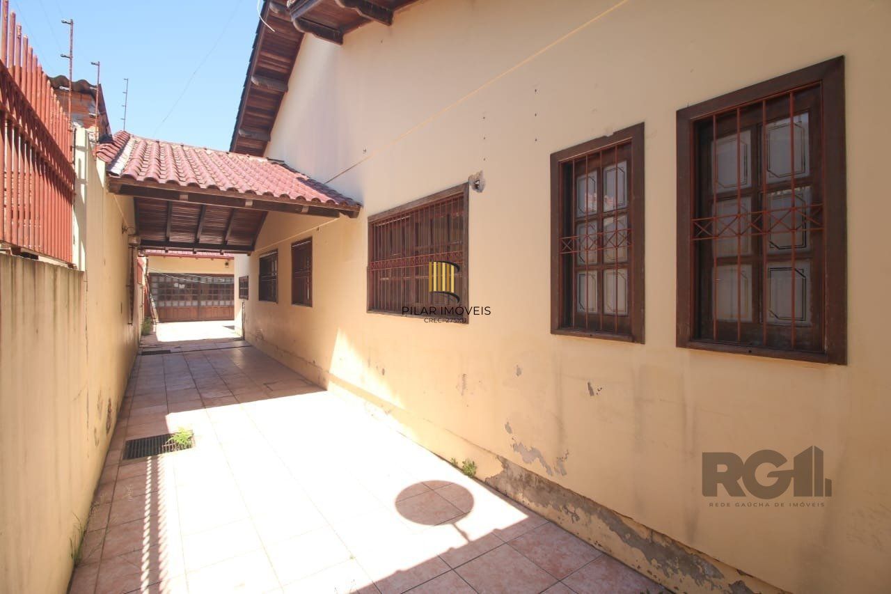 Casa 4 dormitórios no bairro Marechal Rondon