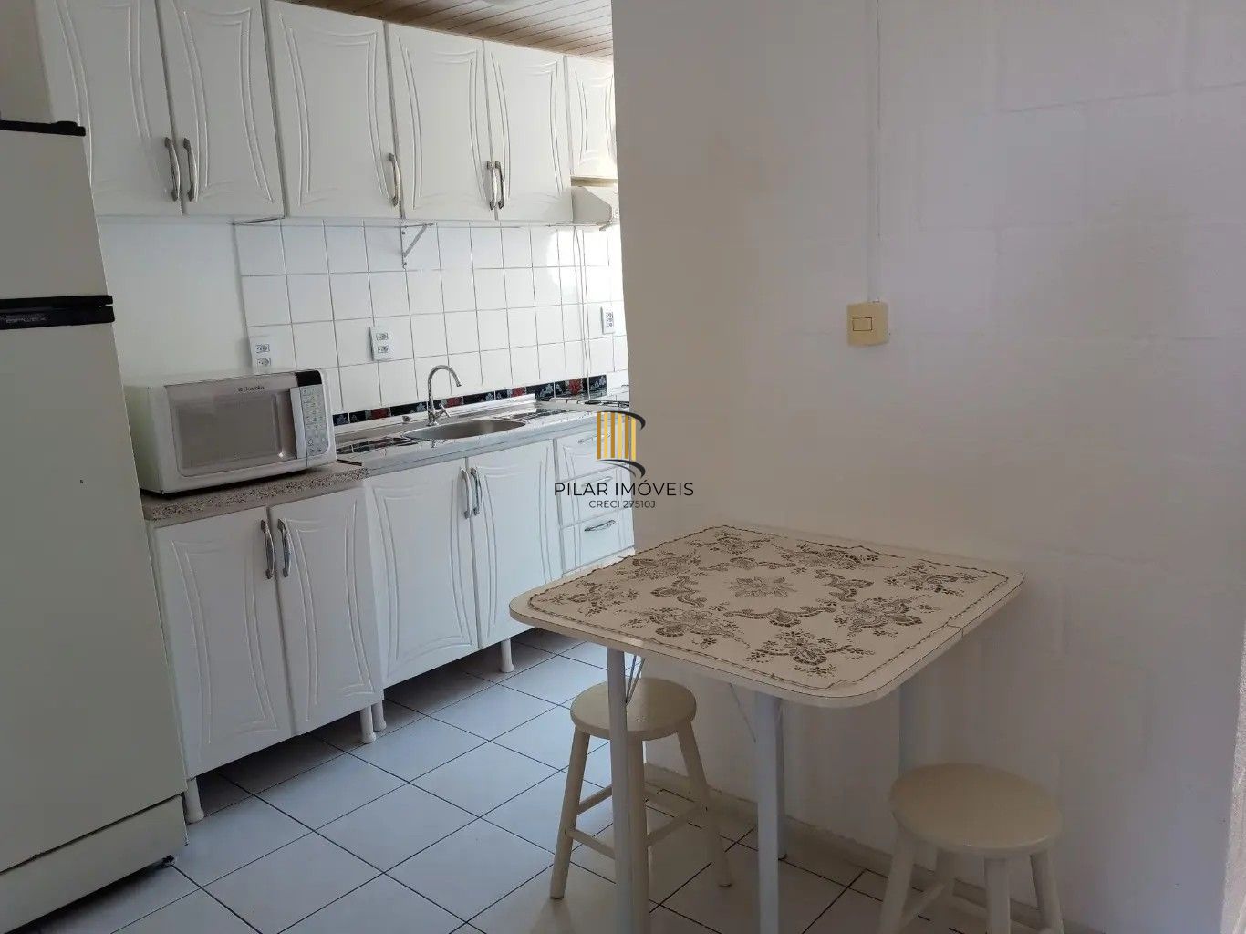 Apartamento 2 dormitórios no bairro Rubem Berta