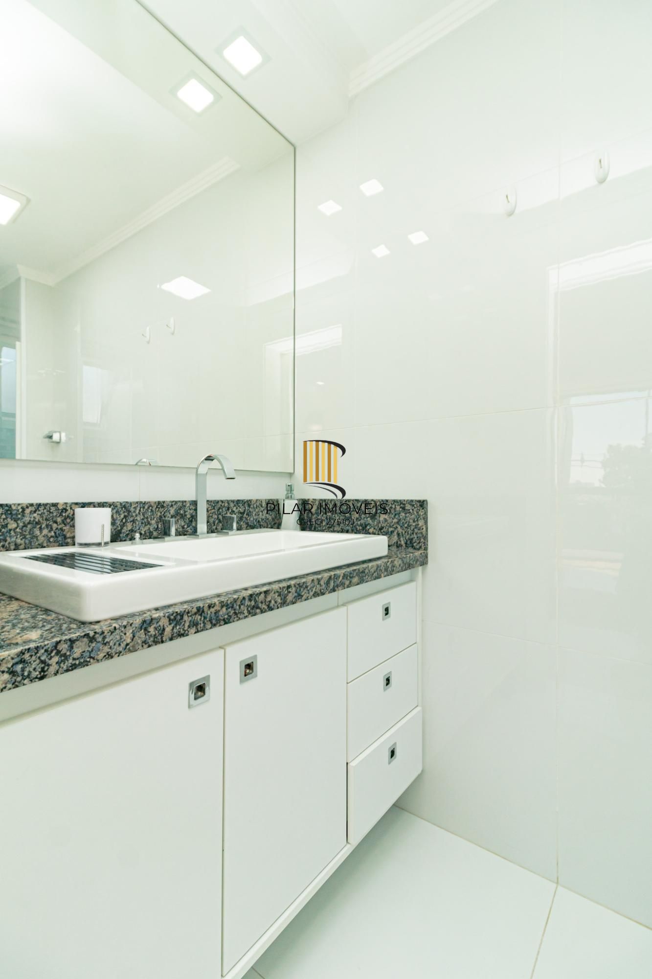 Apartamento 3 dormitórios no bairro Cristo Redentor