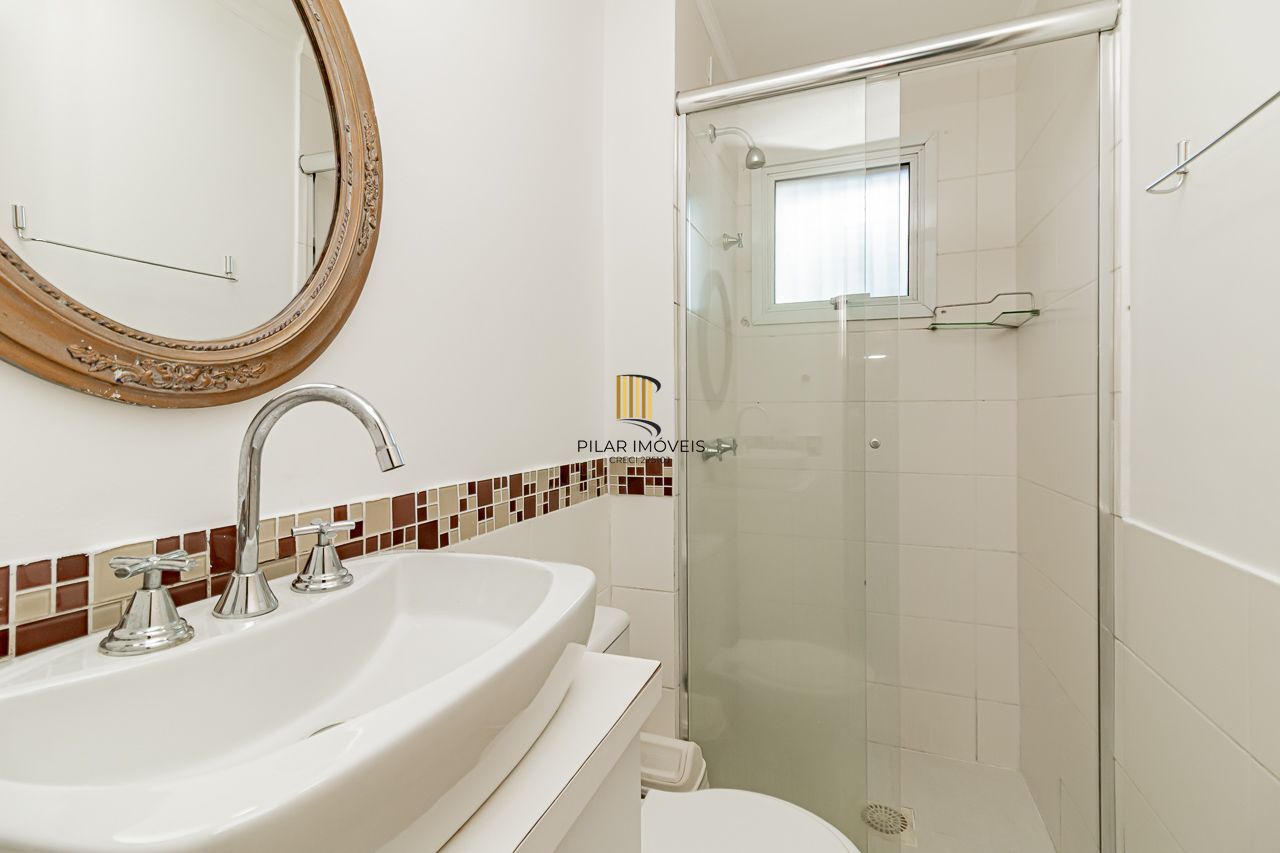 Casa de Condomínio 3 dormitórios no bairro Cavalhada