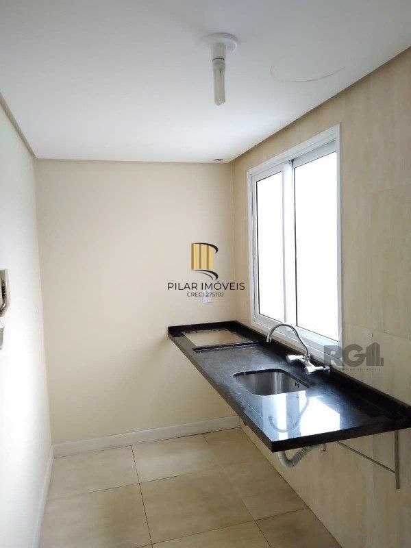 Duplex 2 dormitórios no bairro Jardim Sabará