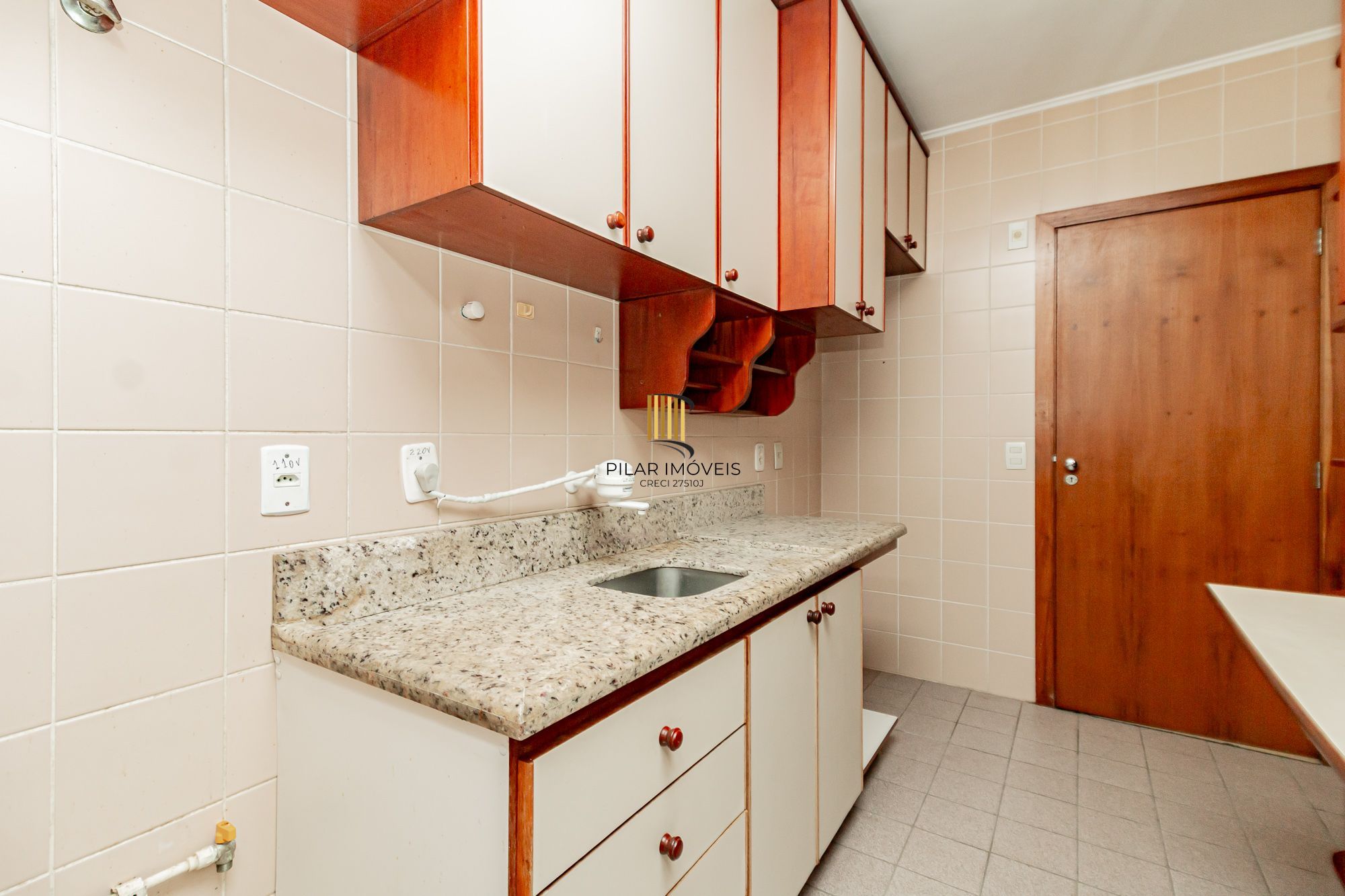 Apartamento 2 dormitórios no bairro Passo da Areia